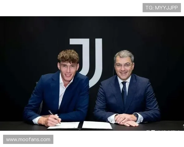 尤文图斯即将官宣科莫利担任新任CEO的消息引发关注 尤文图斯即将官宣科莫利担任新任CEO的消息引发关注